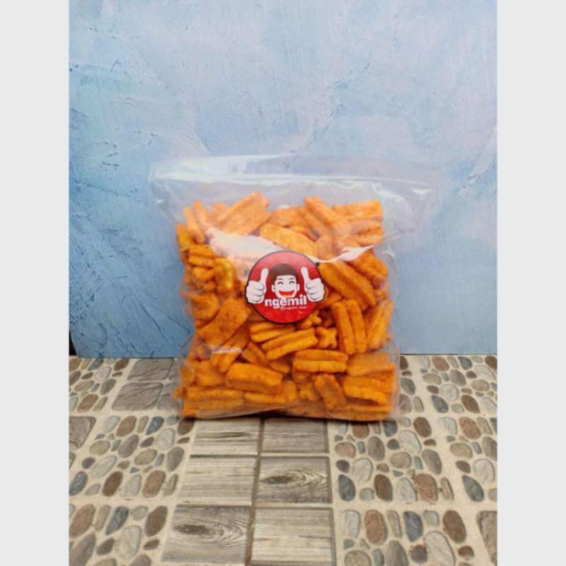 

Kerupuk Belimbing Balado