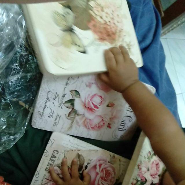 Paket Hemat Walldecor Poster Shabby Ukuran  22x15cm / Vintage Flowers 1 Set Isi 4
