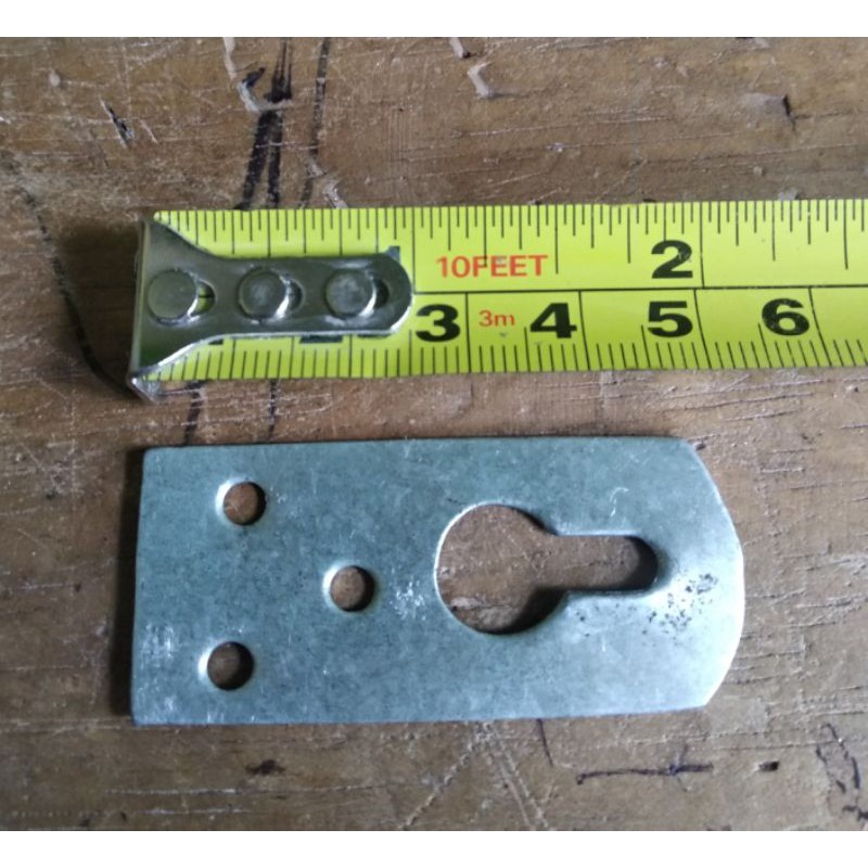 Plat Gantungan Pigura 5cm 3 Lubang Sekrup
