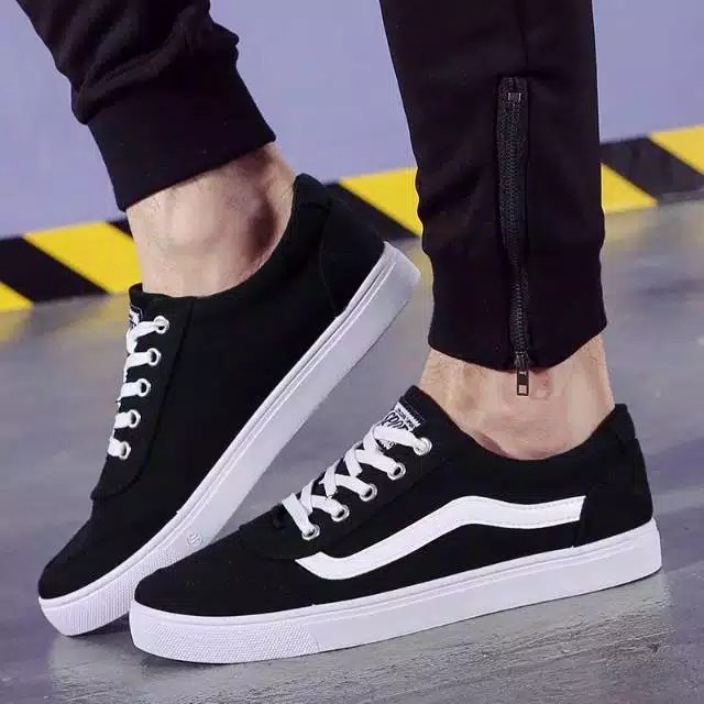 GRATIS ONGKIR CLASSIC VANS OLD SKOOL SEPATU SEKOLAH BLACK WHITE ORIGINAL KODE WAFFLE DT VANS OLDKOOL