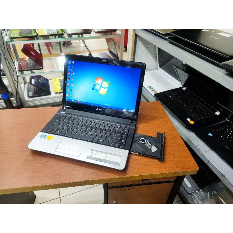 LAPTOP ACER E1-471 Core i3 RAM 4 GB HDD 500 GB MULUS SIAP PAKAI