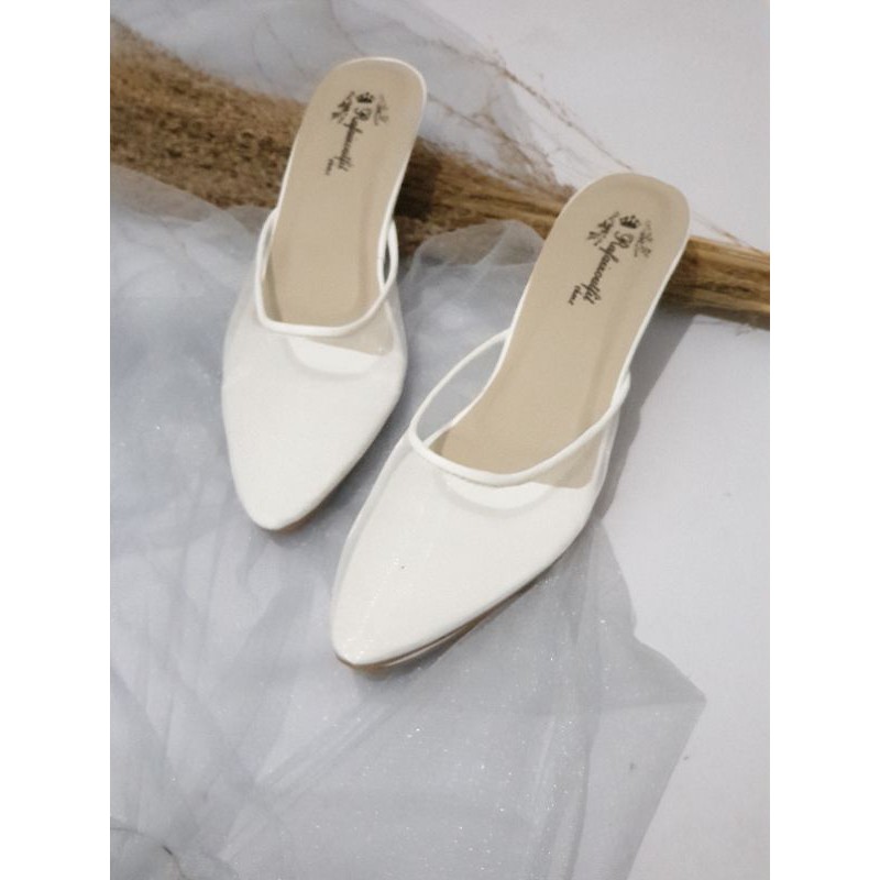 sepatu wanita kaila putih sepatu cantik