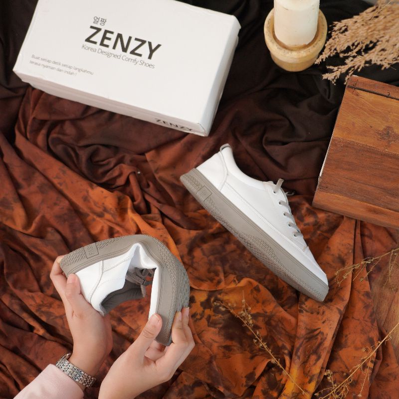 Zenzy Lovas Shoes Korea Design - Sepatu Casual PU Karet-2