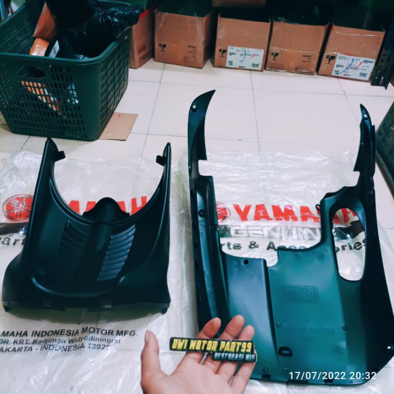 PARLONG DEK PARUH DAN KOLONG MIO SPORTY SMILE HITAM ORIGINAL ORI YAMAHA