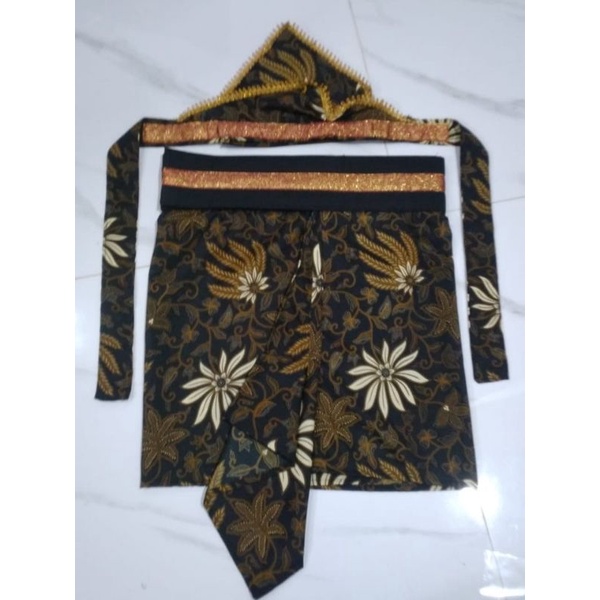 SLEMBONG/DODOT/SONGKET SENI SILAT TUNGGAL & GANDA