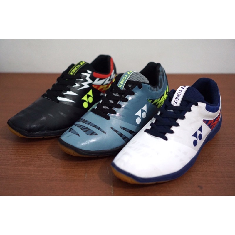 yonex shb 57 / sepatu badminton pria / sepatu bulutangkis
