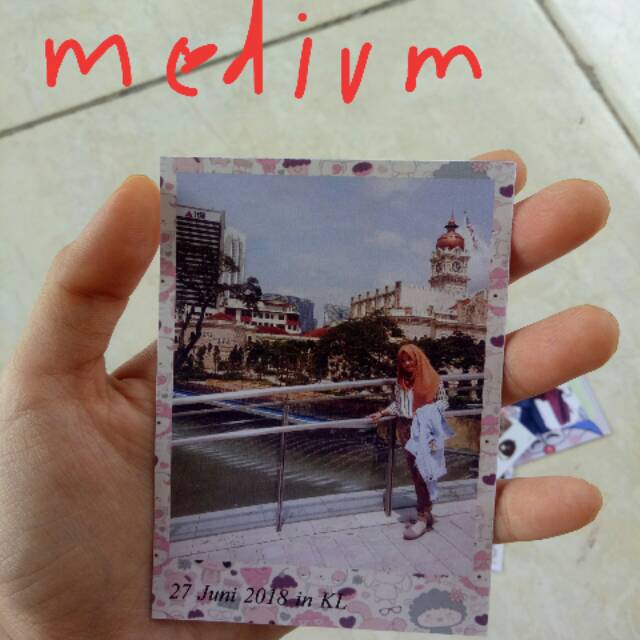 Foto Polaroid/Foto Polaroid Frame Bebas /Foto Polaroid Murah /Polarod Foto /Cuci Foto // Cetak Foto