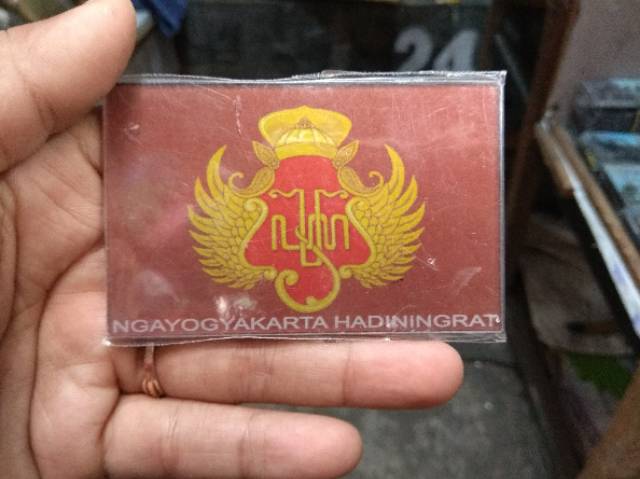 MAGNET KULKAS SIMBOL NGAYOGYAKARTA HADININGRAT  - SOUVENIR MURAH KHAS JOGJA