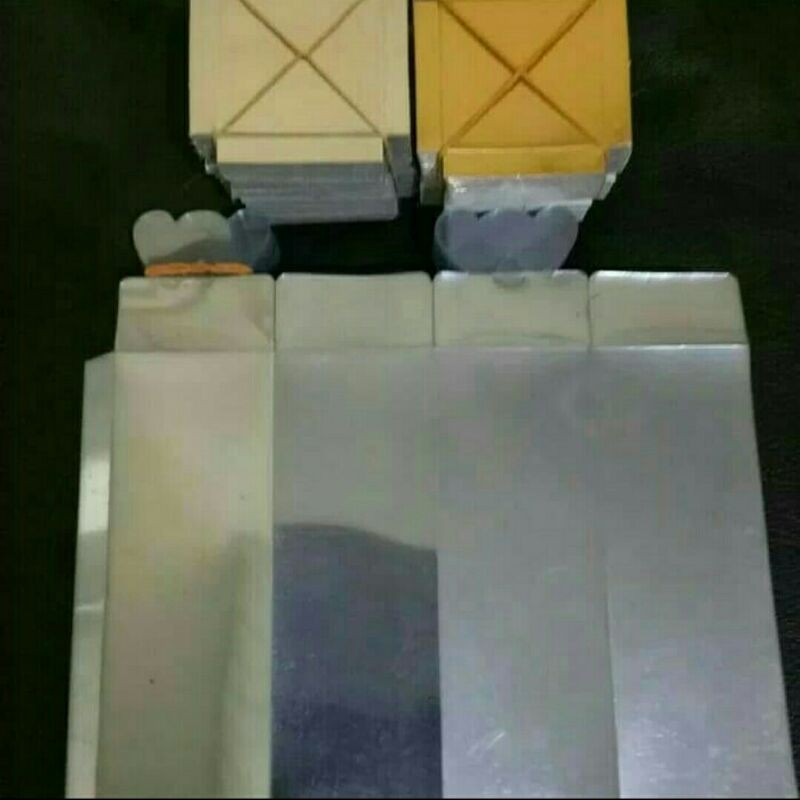 kotak mika souvenir 5x5x25