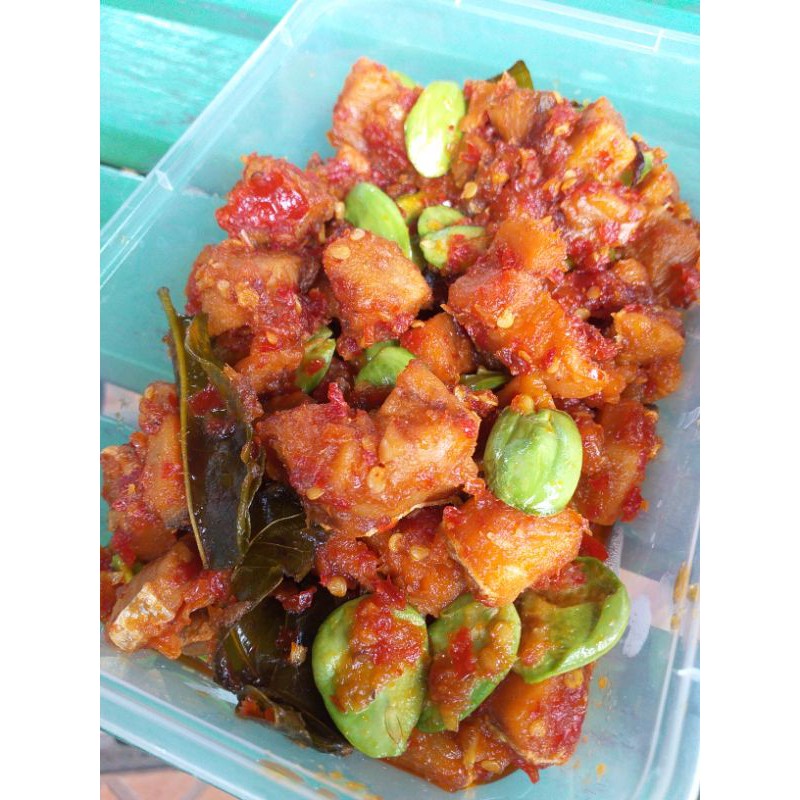 

SAMBAL GORENG PETE JAMBAL/ Lauk rumahan