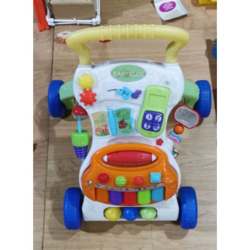 Preloved Baby Walker Babyelle
