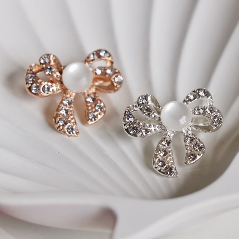 Brooch / bros cantik / bros jilbab / bros murah / bros murmer / bros love / bros geometri / Bros Mewah Bros Elegan Bros Hijab Bros Kebaya Bros Dada bros Tuspin Bros Pin Btrooch Korean Style Brooch AKsesories Jilbab Accessories BRS-B02 Bros Daily BZO-SET2pcs mindu Bow