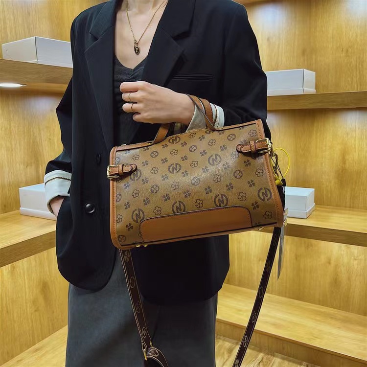 201940 Handbag Cewek Tas Kerja Selempang Wanita Import Slingbag Cewe Impor (1 KG MUAT 2) CR7915 173251