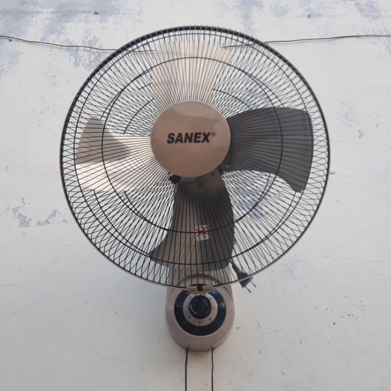 SANEX 18 inch Kipas Angin Dinding FW-1878/9 Baling Baling Besi