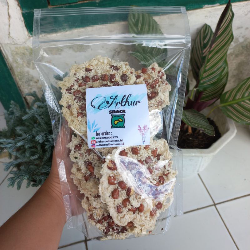 

peyek kacang bulat