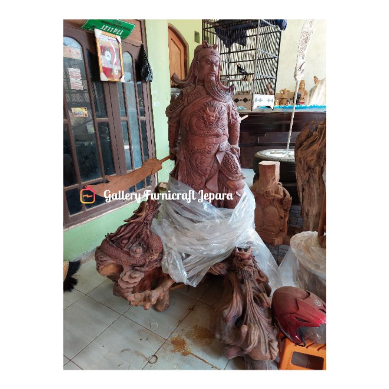 Patung Ksatria Kwankong 2 Naga Mahogany Solid