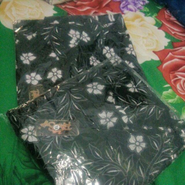 Terlaris Serut Genes Jelita Tunic Navbor Yelbor Whitbor Creambor Tunik Batik Modern Hrb030 Dolbi Dob