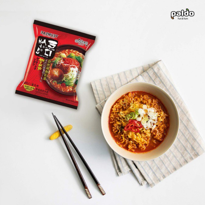 

TEUMSAE RAMYUN PALDO / RAMEN / RAMYEON / KOREAN NOODLE / MIE INSTAN / INSTANT NOODLE / MIE PEDAS