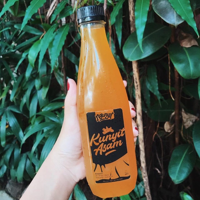 

Minuman rasa kunyit