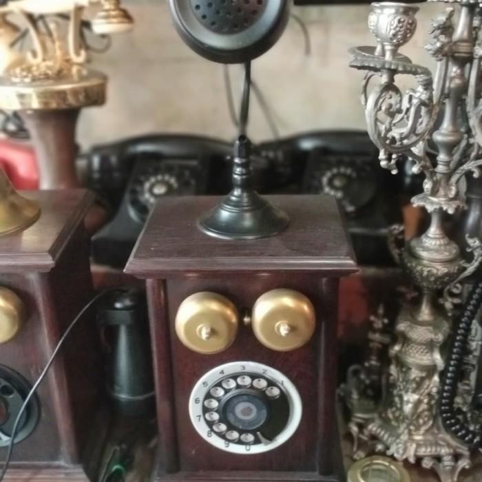 Telepon | Telepon Dinding Antik |Telepon Lawas