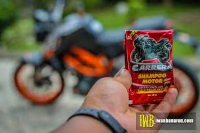 2PCS SHAMPOO MOTOR CARRERA  Sabun Motor Steam Salju dan Busa Untuk Body Motor Doff dan Glossy