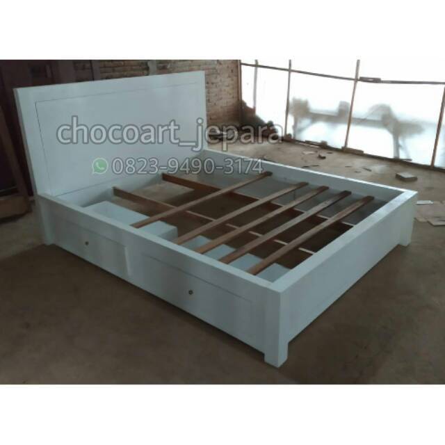 dipan jati / dipan ukir / Dipan minimalis laci dipan duco dipan Jepara / dipan jepara / dipan cantik