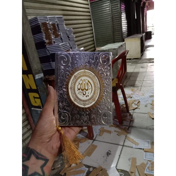 

BUKU YASIN DAN TAHLIL BAHAN MQ, PITA RUMBAY 128HALAMAN