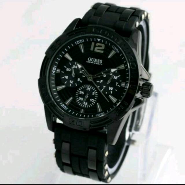 Jam Tangan Pria Sport Guess Rubber