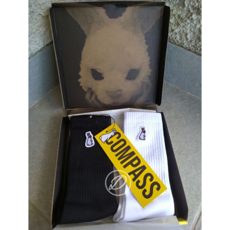 Kaos Kaki / SOCKS SEPATU COMPASS FR2 FXXKINGRABBITS BNIB ORIGINAL100% L