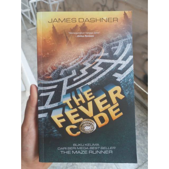 Novel bekas / preloved The Fever Code