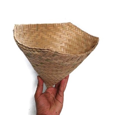 Kukusan kecil / cetakan tumpeng / anyaman bambu kerucut / aseupan