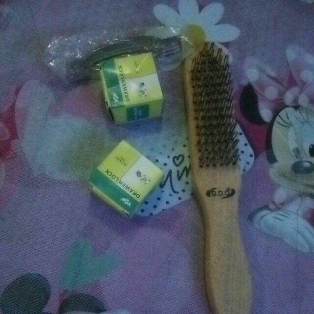 Sikat Kawat Putih Baja Gagang Kayu