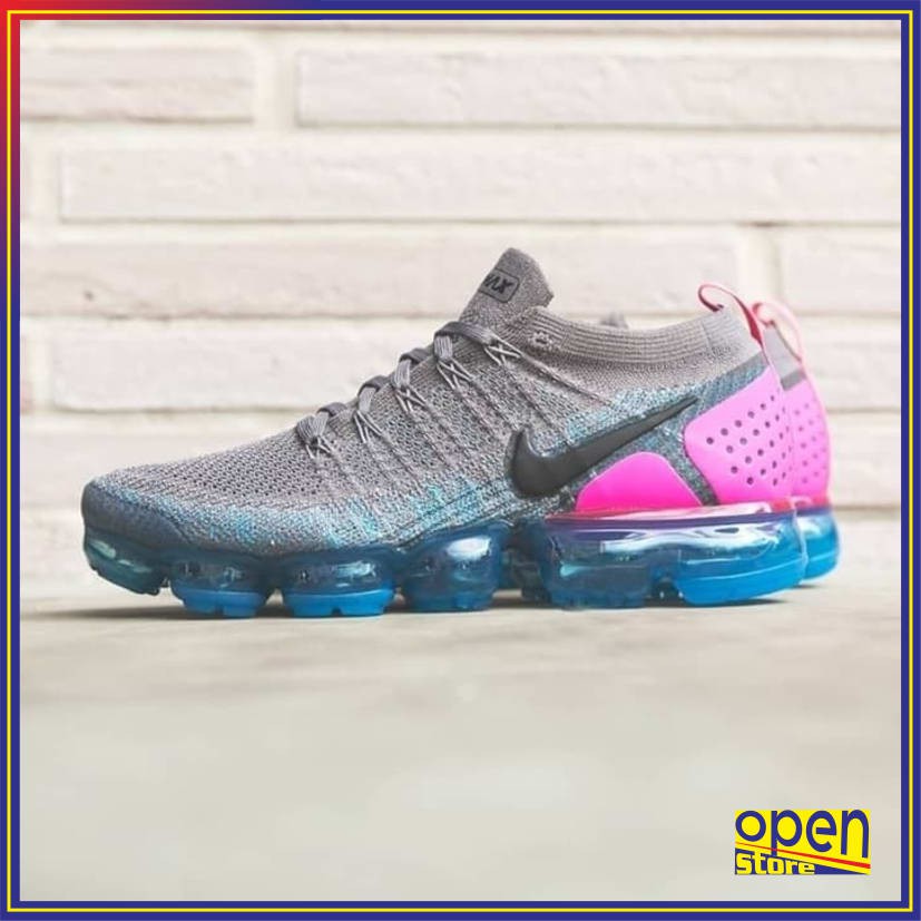grey and pink nike vapormax