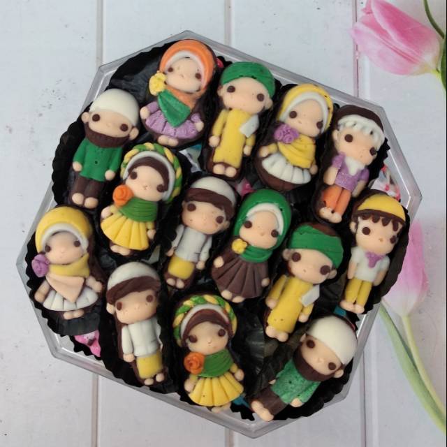 

Coklat lebaran/coklatmuslim muslimah/hadialebaran#parsellebaran