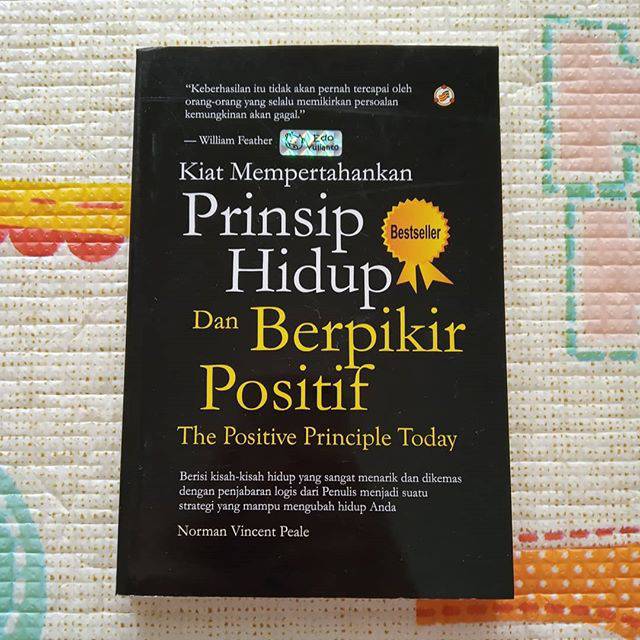 Jual Buku Kita Mempertahankan Prinsip Hidup Dan Berpikir Positif