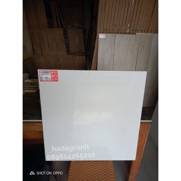 granit lantai 80x80 putih polos kilap/solid wahait by indogres