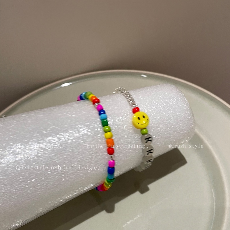 Gelang Manikmanik Elastis Handmade Aneka Warna Dengan Charm Smiley Face Untuk Wanita