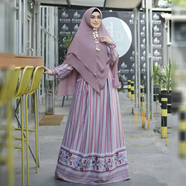 Gamis Syari Satin Motif Garis Etnik Nairah Strip Dress Ori By Misshijab Shopee Indonesia
