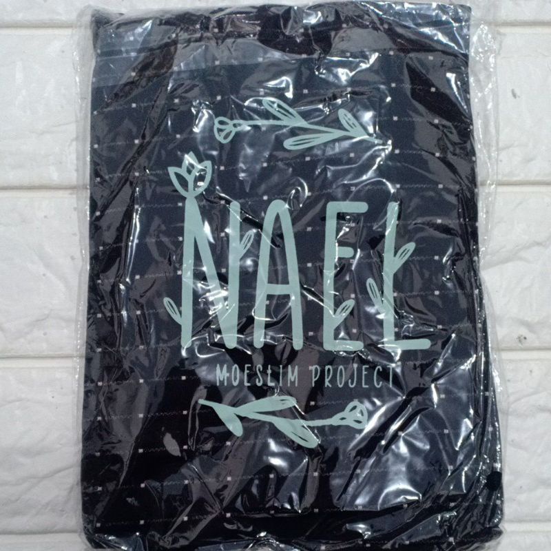 JILBAB INSTAN PAD AYRIN ALLINE OVAL POLOS-Hitam