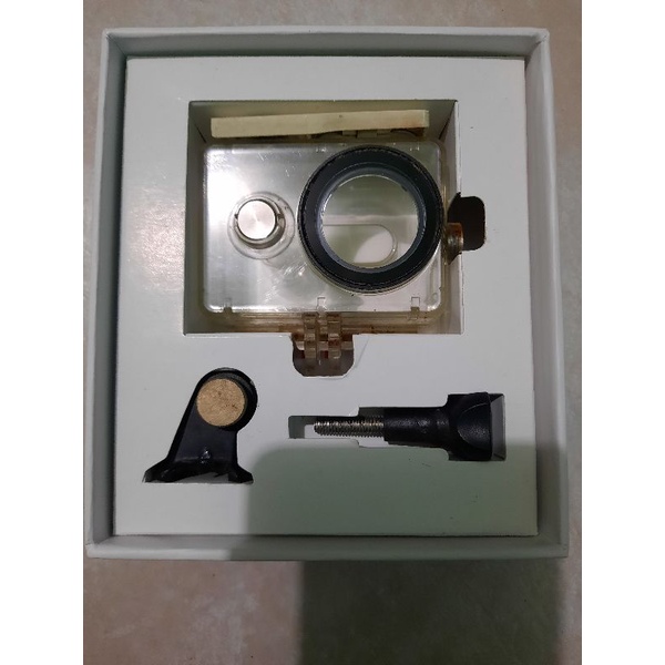 Waterproof Yi Action Camera Original (bekas) + Tongsis YUNTENG NEW