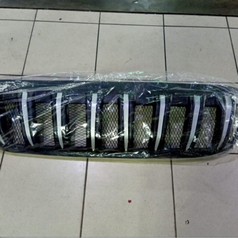 grill hilux 2008 2011 prado