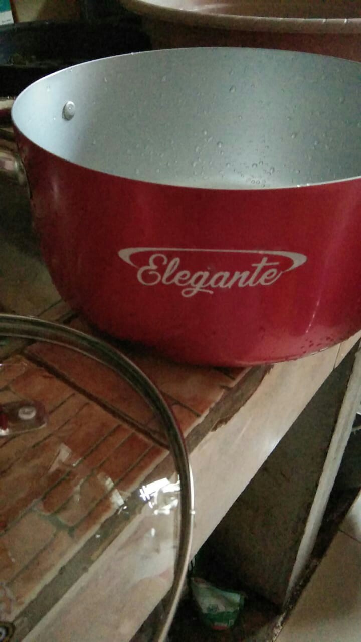 Maspion Panci Elegante Dutch Oven Tutup Kaca 20 Cm Merah - Panci Aluminium