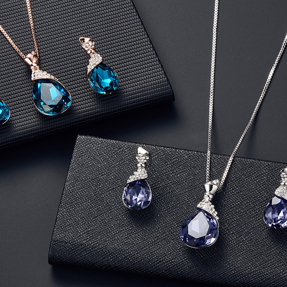 Hu Hu Hu Hu Hu Alat Bantu Pasang Kacamata♡ Set Kalung Anting Stud Liontin Berlian Imitasi Bentuk Tetesan Air Untuk Wanita