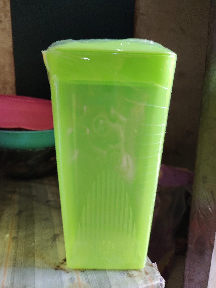 1pc Teko Mini Plastik 1.25 L/ Eskan Plastik/teko Air Minum/ Water Jug/ Teko Segi Aprikot S Lemony