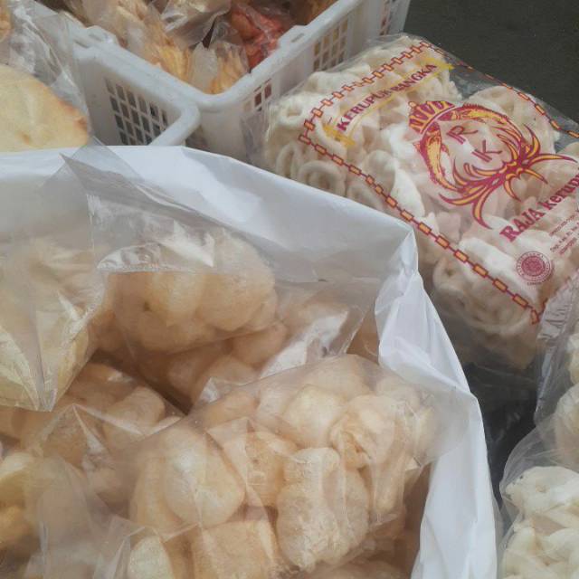 

Kerupuk kulit dan bangka