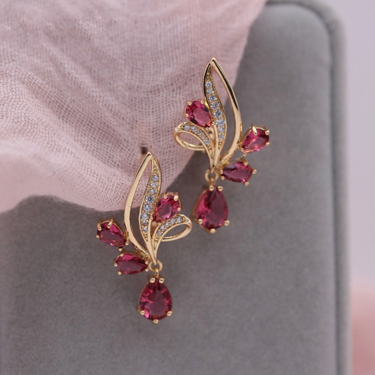 2022 Anting Tusuk Rose Gold Wanita Desain Tetesan Air Hias Zircon Merah Natural Untuk Pernikahan