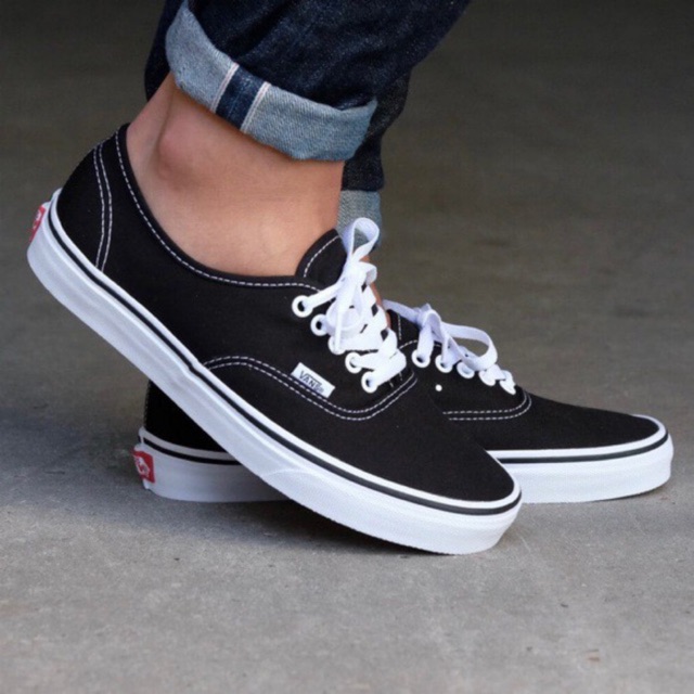 vans authentic black white original 