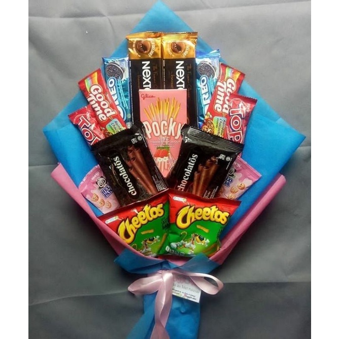

Buket Snack murah hadiah ulang tahun/wisuda/aniv/dll
