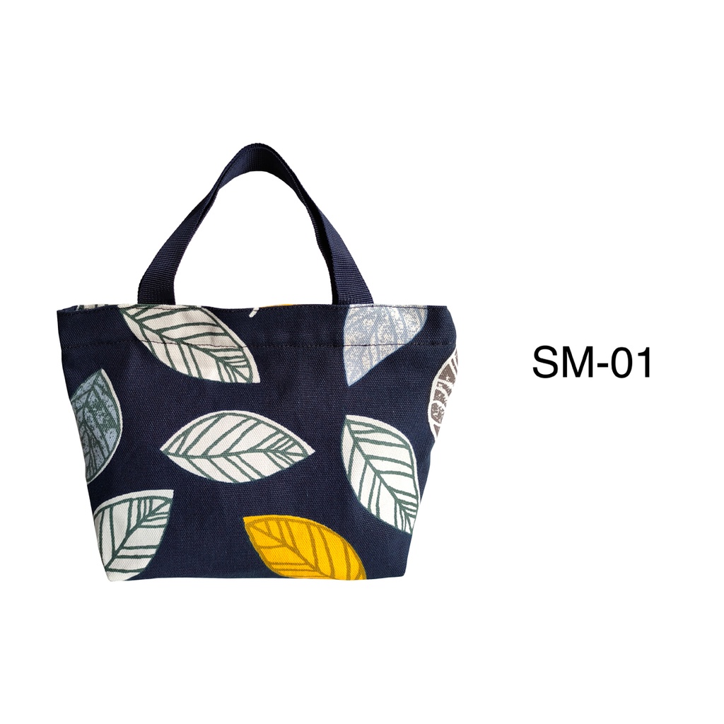 Tas Mukena Tas Make Up Bahan Kanvas 26x19x8cm Motif SM-01