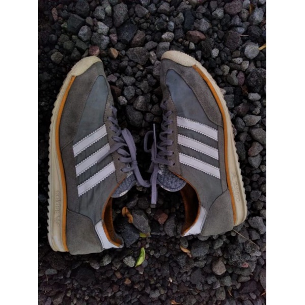 Adidas SL72 second
